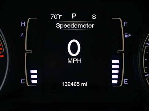 Used 2016 Jeep Cherokee Latitude w/ Comfort/Convenience Group AWD/4WD image 24