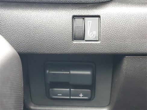 Certified 2024 GMC Canyon Elevation w/ Elevation Premium Package image 19