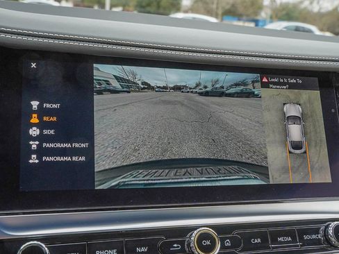 Used 2024 Bentley Continental GT image 26