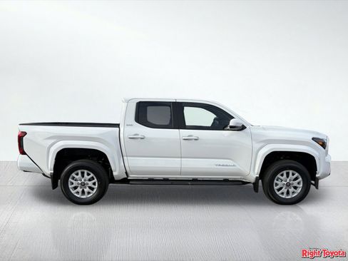 New 2026 Toyota Tacoma SR5 AWD/4WD image 8