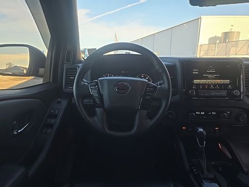 Used 2023 Nissan Frontier PRO-4X w/ Pro-4X Premium Package image 28