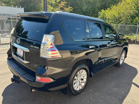 Used 2018 Lexus GX 460 Premium w/ Premium Package AWD/4WD image 5