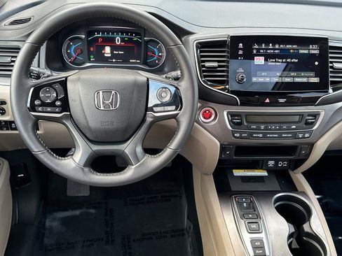Used 2022 Honda Pilot Special Edition image 16
