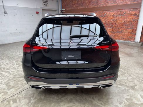 Certified 2025 Mercedes-Benz GLC 300 4MATIC image 4