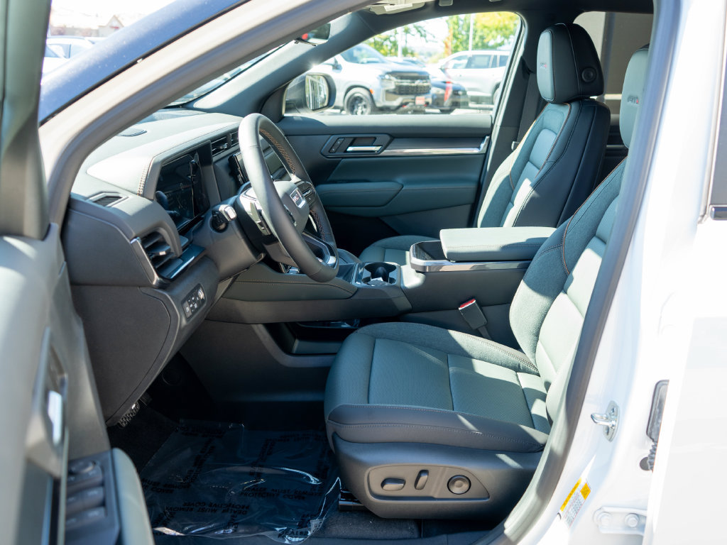 New 2027 GMC Terrain AT4 w/ Convenience Package III AWD/4WD image 11