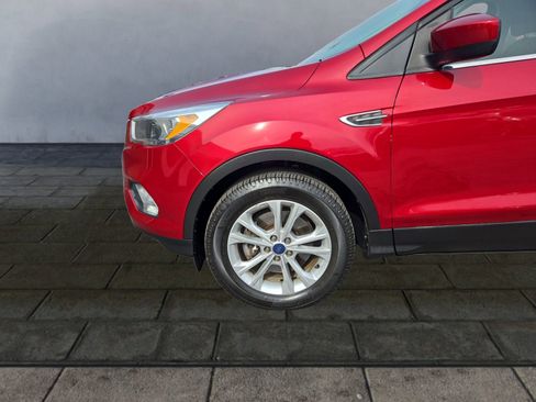 Used 2017 Ford Escape SE w/ SE Cold Weather Package image 26