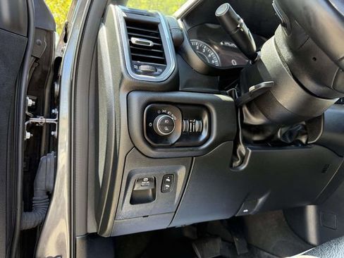 Used 2024 RAM 1500 Laramie AWD/4WD image 25