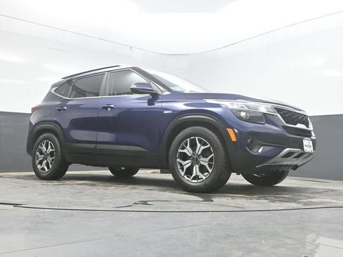 Used 2022 Kia Seltos EX AWD/4WD image 26