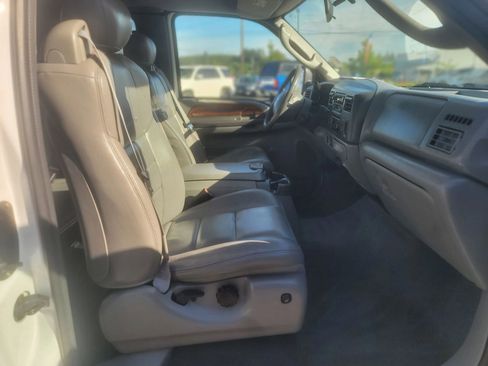 Used 2004 Ford F250 Lariat RWD image 22