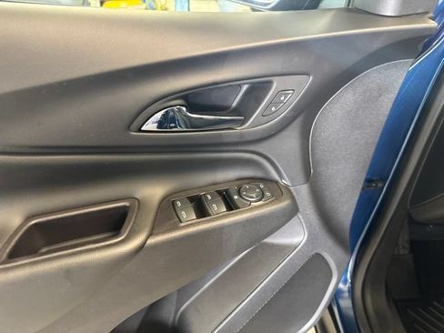 Used 2022 Chevrolet Equinox LT FWD image 41