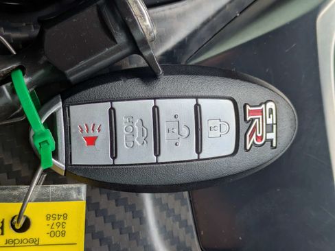 Used 2024 Nissan GT-R Premium w/ Premium Interior Package AWD/4WD image 34