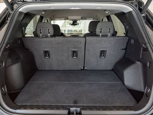 Used 2020 Chevrolet Equinox LT w/ Driver Convenience Package image 31