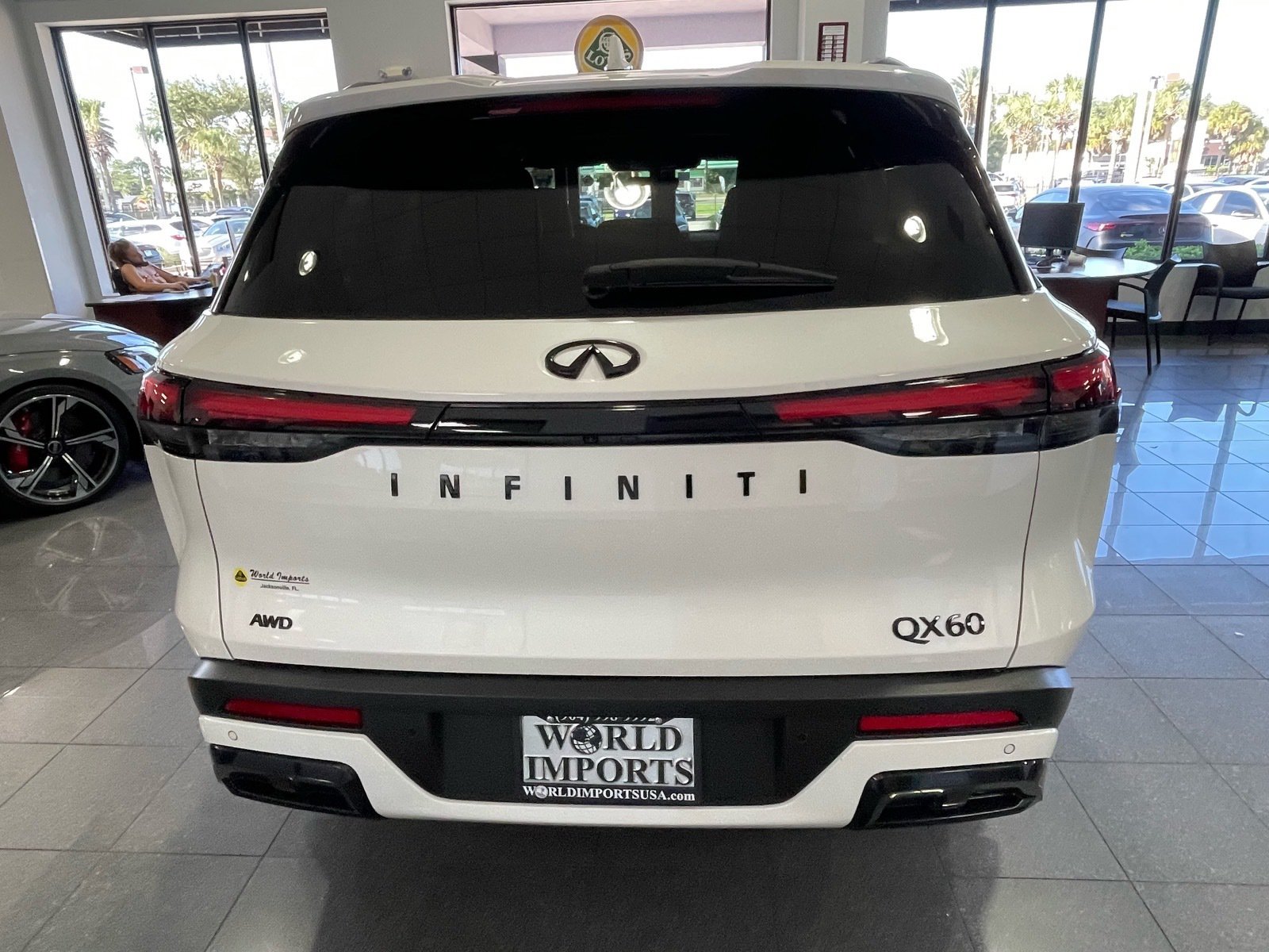 Used 2025 INFINITI QX60 Luxe w/ Black Edition AWD/4WD image 4