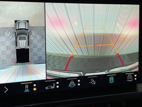 Used 2022 GMC Sierra 1500 Elevation w/ Preferred Package image 22