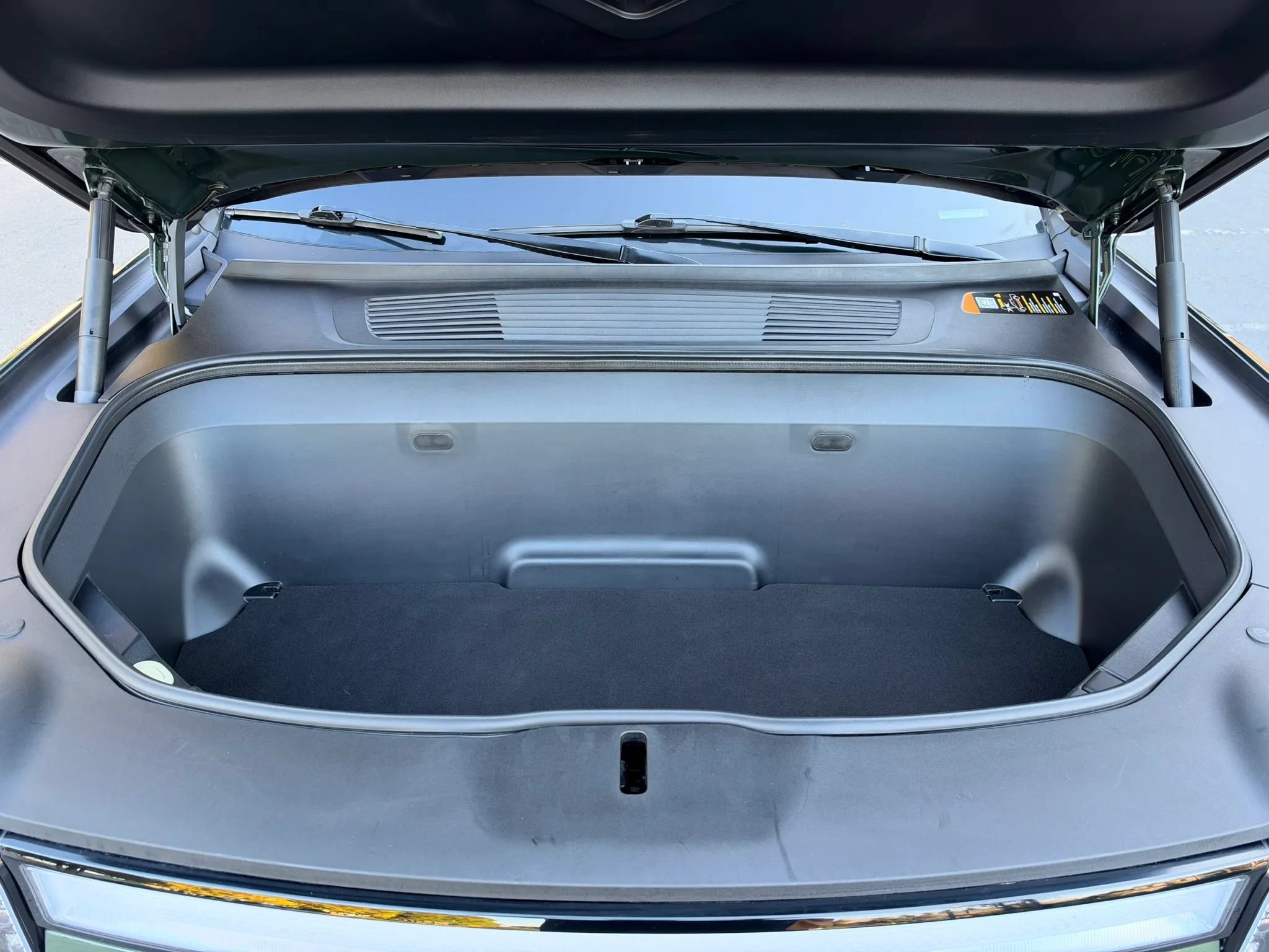 Used 2022 Rivian R1T Adventure AWD/4WD image 36