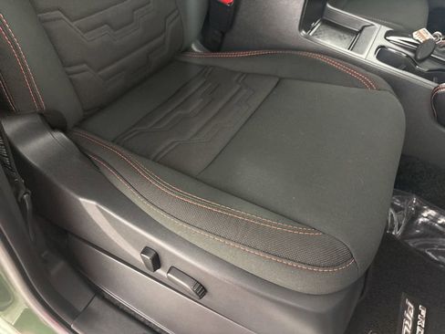 Used 2025 Nissan Frontier PRO-4X AWD/4WD image 27