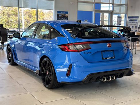 Used 2025 Honda Civic Type R image 22