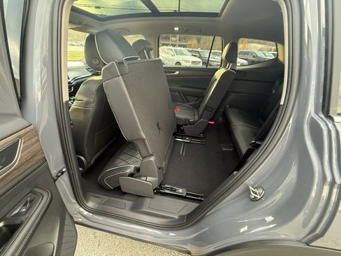 New 2026 Volkswagen Atlas SEL Premium R-Line image 21