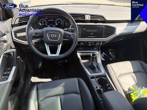 Used 2025 Audi Q3 2.0T Premium w/ Convenience Package AWD/4WD image 9