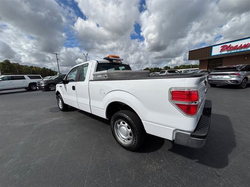 Used 2014 Ford F150 XL w/ Power Equipment Group image 3