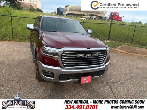Certified 2025 RAM 1500 Laramie AWD/4WD image 2