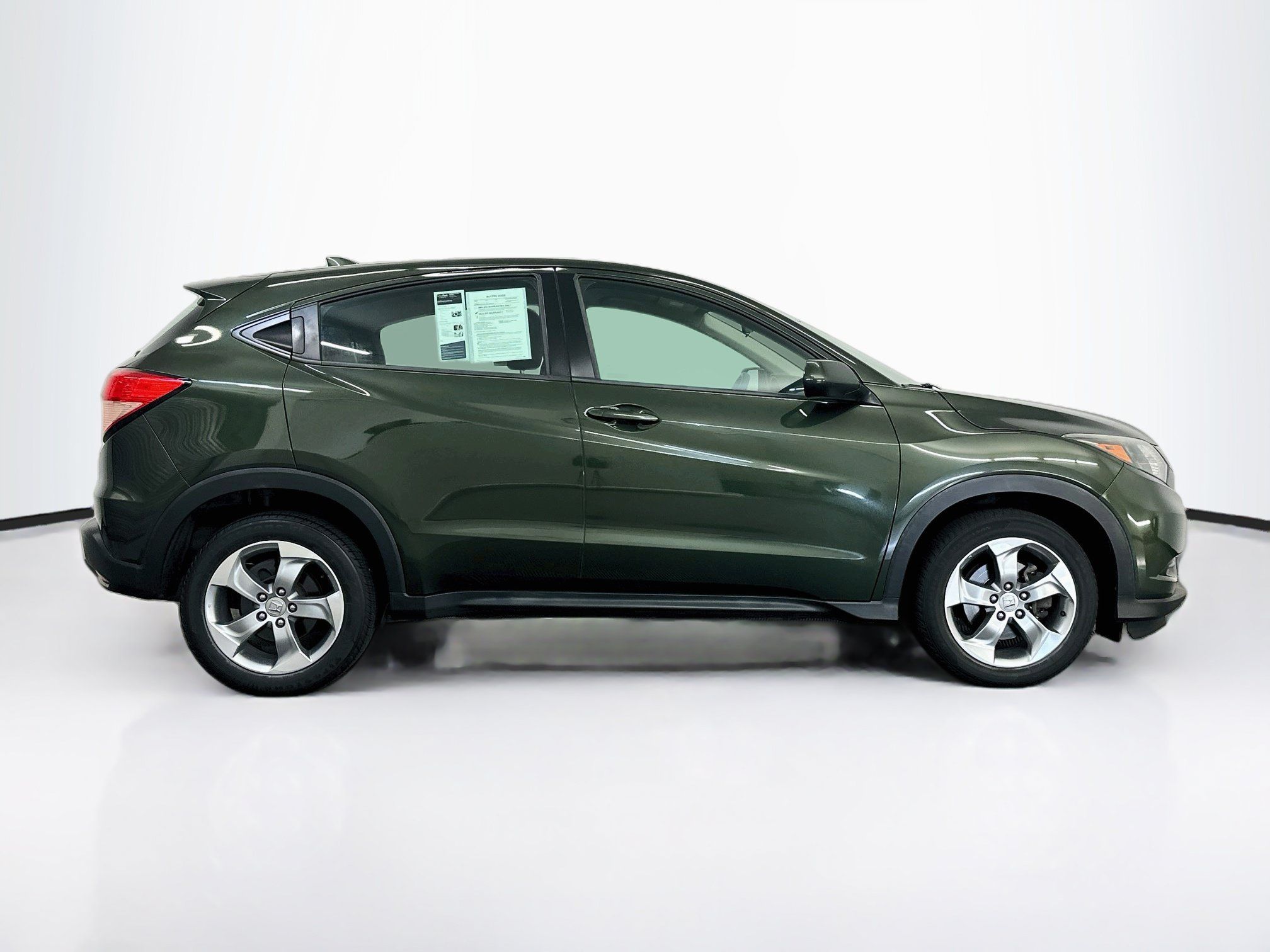 Used 2018 Honda HR-V LX image 10
