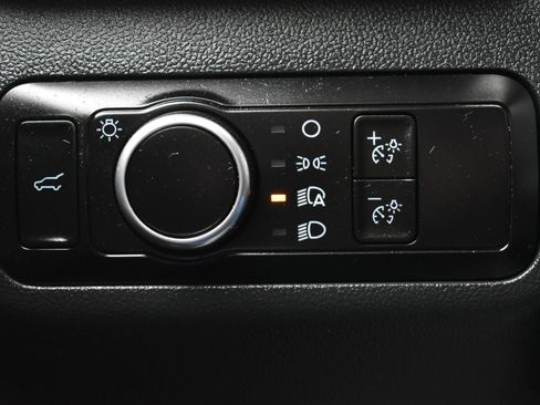 Used 2023 Ford Escape Active w/ Cold Weather Package FWD image 18