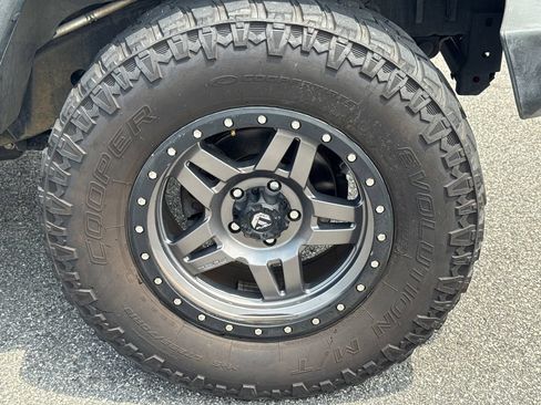 Used 2012 Jeep Wrangler Sport AWD/4WD image 14