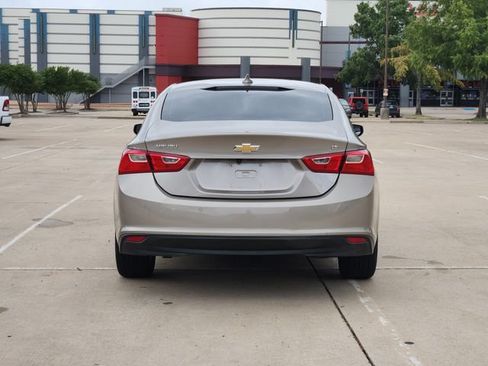 Used 2023 Chevrolet Malibu LT w/ Driver Confidence Package FWD image 6