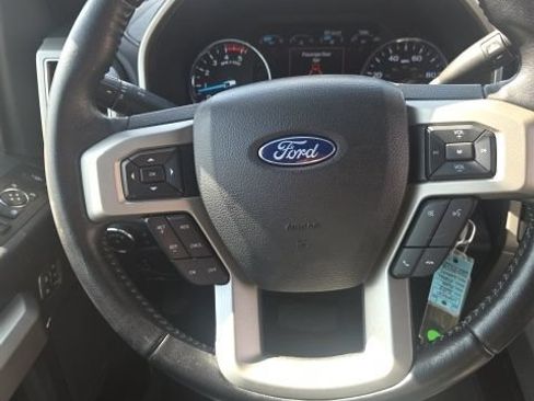 Used 2022 Ford F250 Lariat w/ Lariat Value Package AWD/4WD image 38