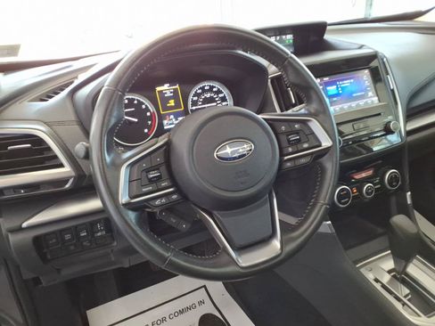 Used 2023 Subaru Forester Premium AWD/4WD image 11