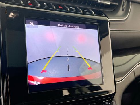 Used 2023 Jeep Grand Cherokee Laredo w/ Luxury Tech Group I image 13