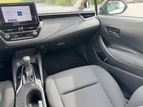 Used 2024 Toyota Corolla LE image 15