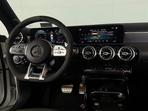 Used 2021 Mercedes-Benz CLA 35 AMG 4MATIC image 14