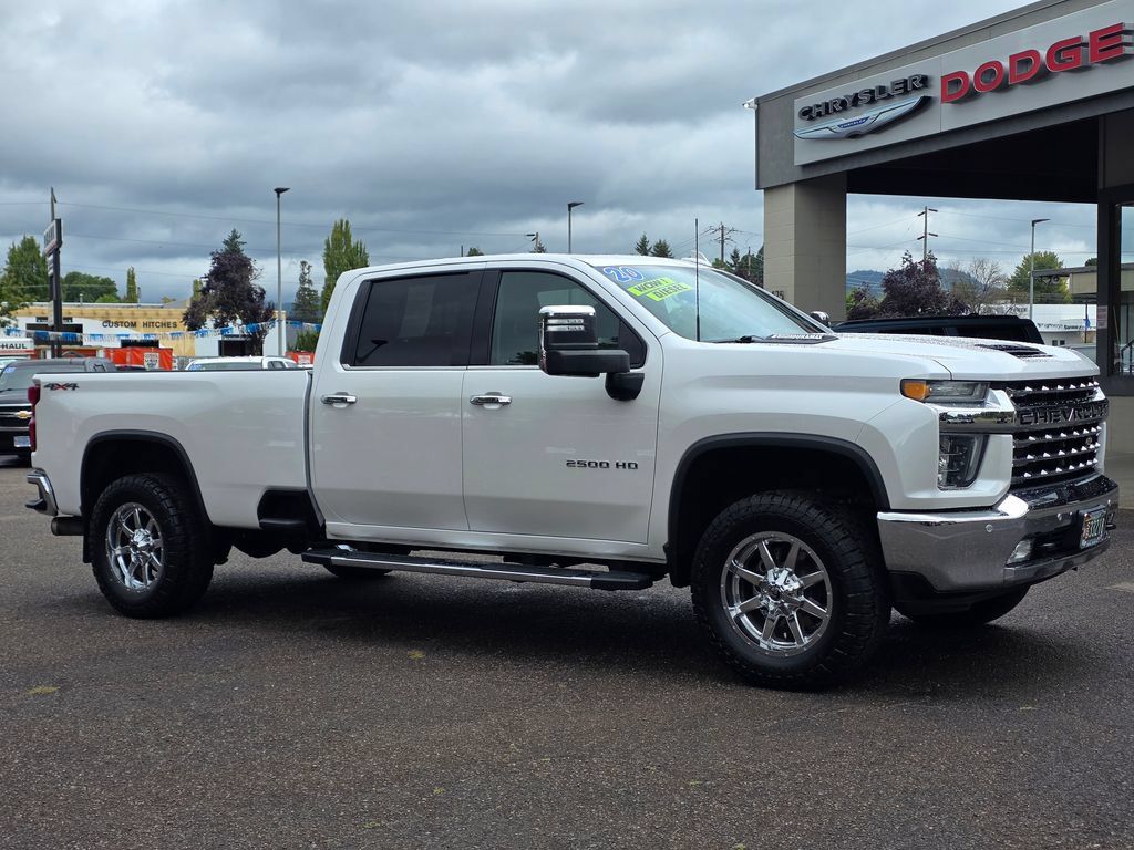 Used 2020 Chevrolet Silverado 2500 LTZ w/ LTZ Premium Package AWD/4WD image 28