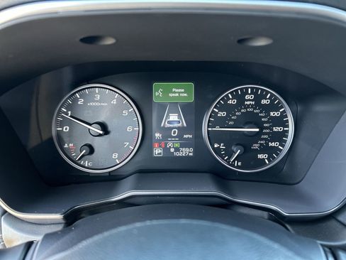 Used 2025 Subaru Outback Touring XT AWD/4WD image 11