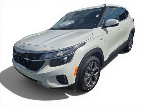 Used 2026 Kia Seltos LX FWD image 8