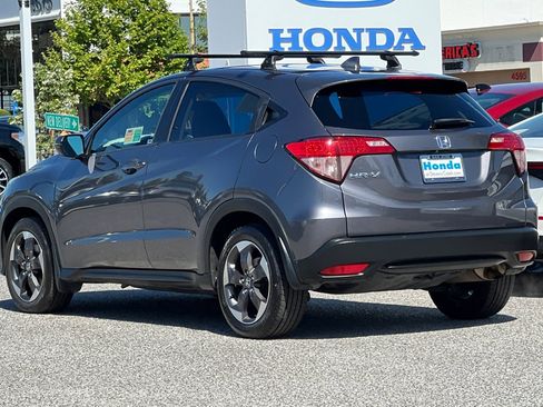Used 2018 Honda HR-V EX image 3