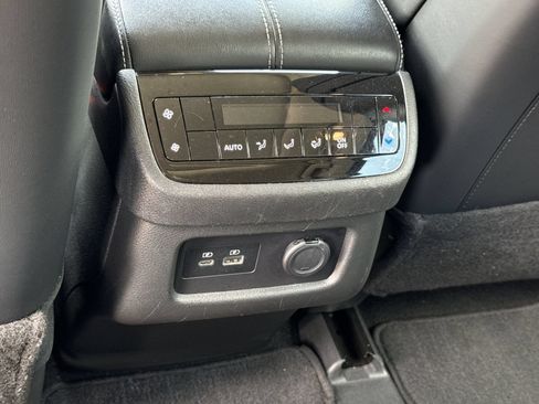 Used 2023 INFINITI QX60 Luxe w/ Cargo Package FWD image 13