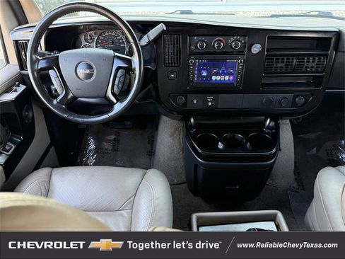 Used 2010 GMC Savana 2500 w/ Preferred Equipment Group image 12