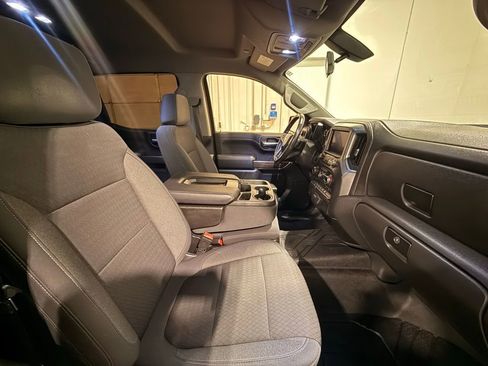 Used 2020 Chevrolet Silverado 1500 LT w/ Texas Edition image 28