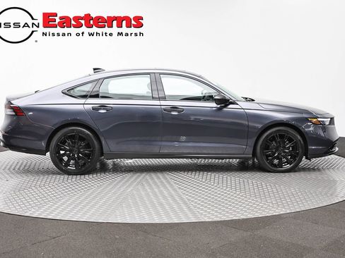 Used 2025 Honda Accord SE image 4