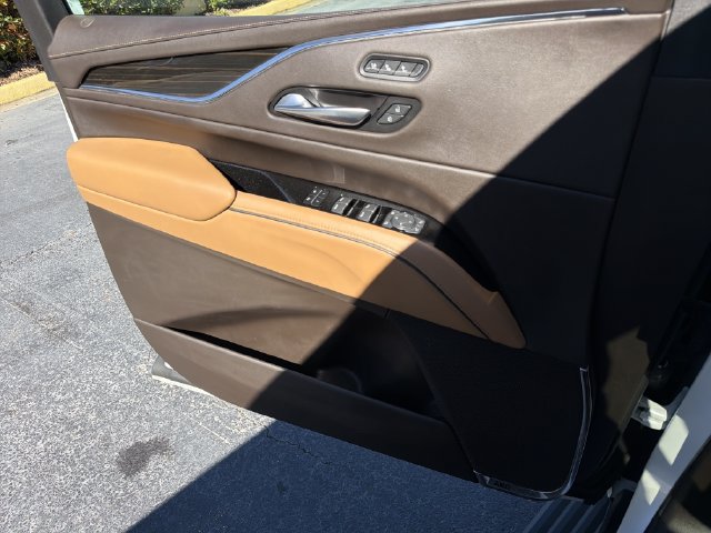 Used 2022 Cadillac Escalade Sport w/ Touring Package AWD/4WD image 34