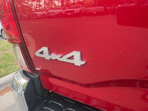 Used 2023 Toyota Tacoma SR5 AWD/4WD image 11