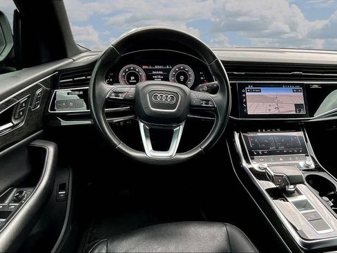 Used 2022 Audi Q8 Premium Plus w/ Premium Plus Package AWD/4WD image 7