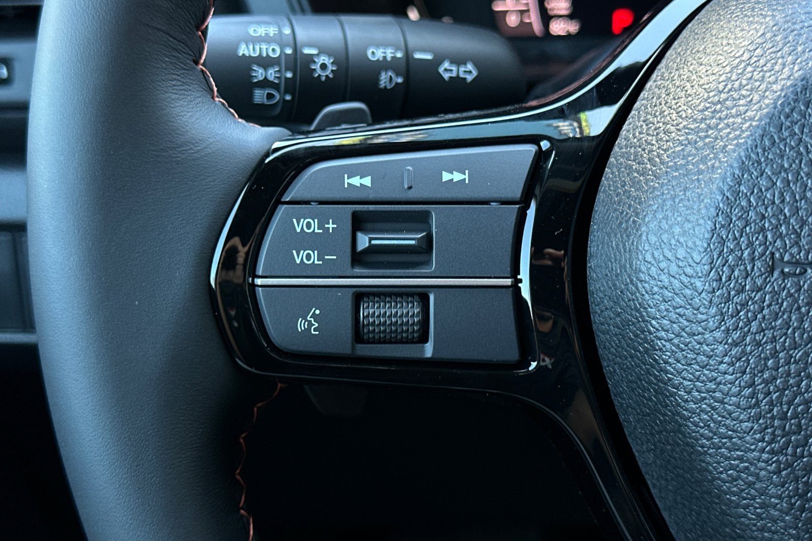 New 2026 Honda Pilot Sport image 29