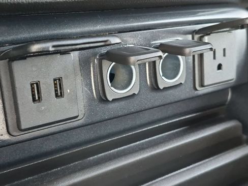 Used 2018 Chevrolet Silverado 1500 LT w/ All Star Edition AWD/4WD image 30