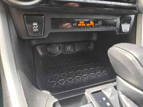 Certified 2023 Toyota RAV4 LE AWD/4WD image 24