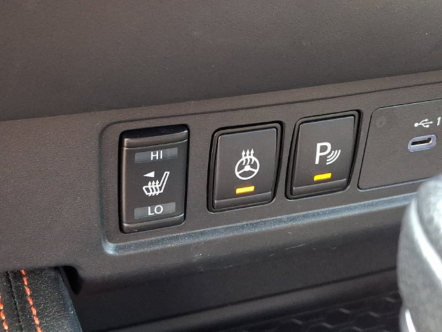 Used 2023 Nissan Frontier PRO-4X w/ Pro Convenience Package AWD/4WD image 21