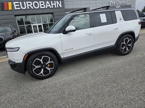 Used 2023 Rivian R1S Adventure AWD/4WD image 30